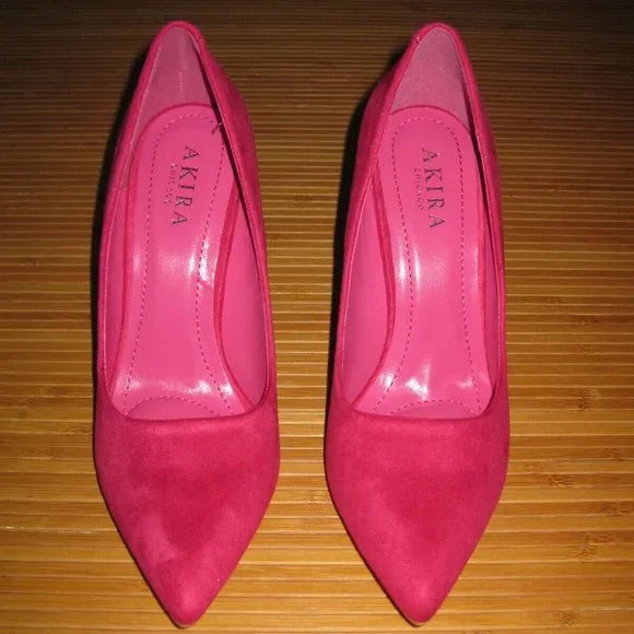 Akira Fuchsia Pink Newbie Faux Suede Pumps Size 7.5 NIB Pointed Toe Stiletto - Picture 1 of 6